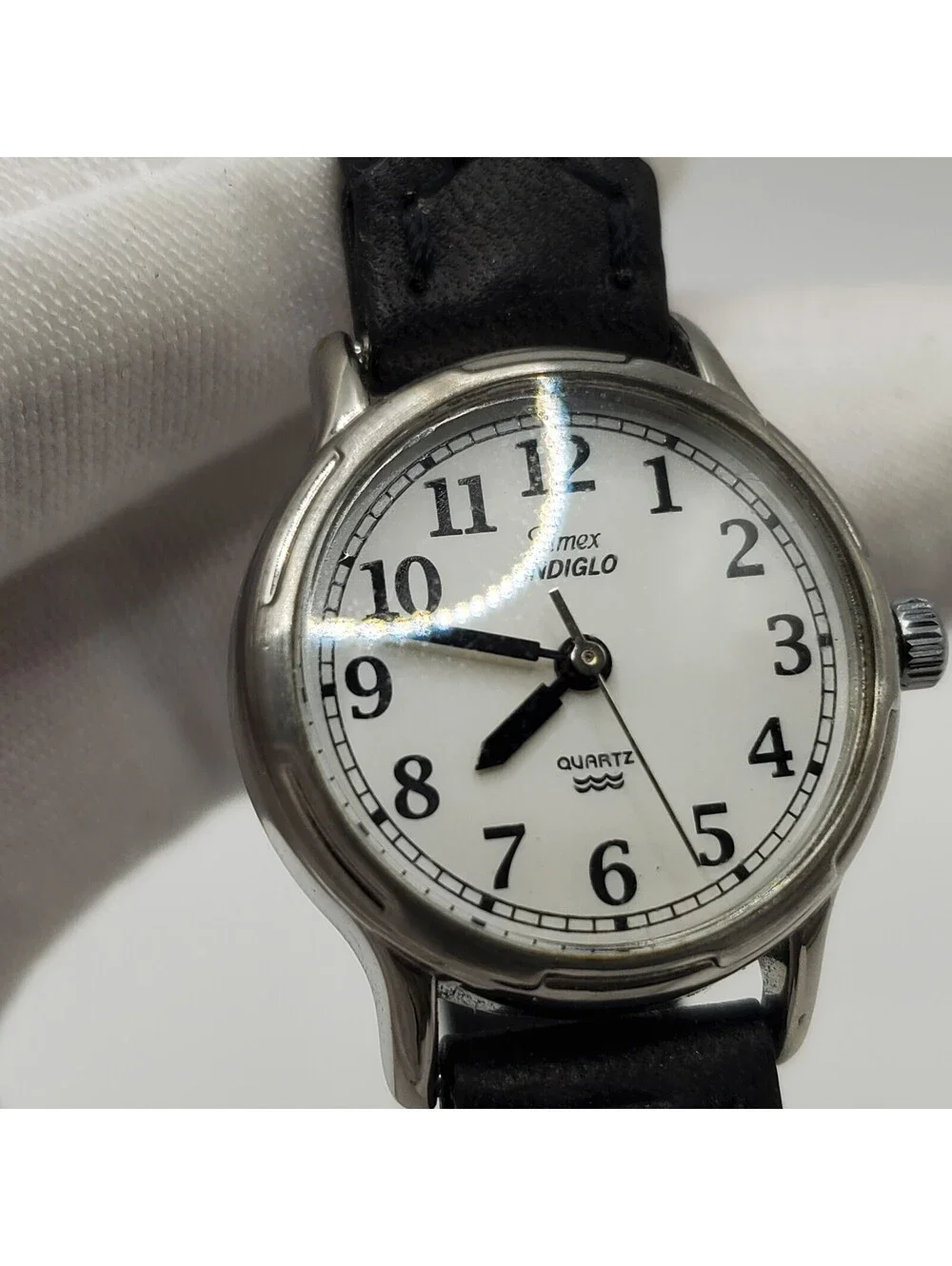 Timex Indiglo Womens Watch 23mm White Dial Silver Tone New Battery